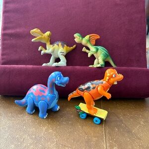 T-Rex cafe And Unbranded Bundle Of 4 Toy Dinosaurs